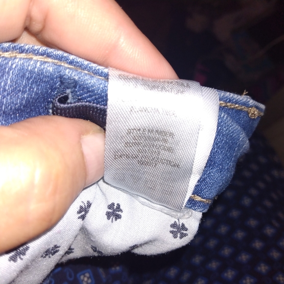 LUCKY BRAND Dylan Boyfriend Butterfly Appliques Distressed Stretch Jeans Size 12 - Picture 8 of 9